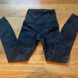 Wunder Under Lululemon Leggings 25’